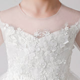 فستان منتفخ من الشيفون الشفاف المطبوع باللون الأبيض للفتيات الصغيرات ly3187