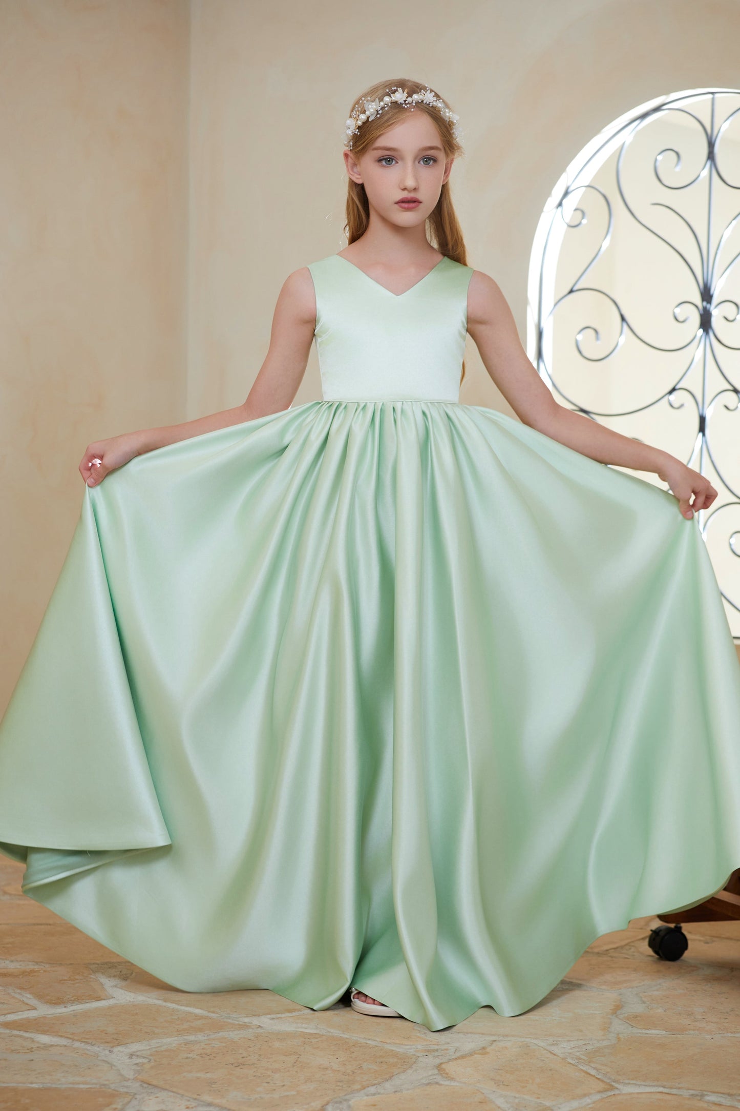 ly3142 Satin Junior Bridesmaid Dress Flower Girl Gown Dress For Wedding