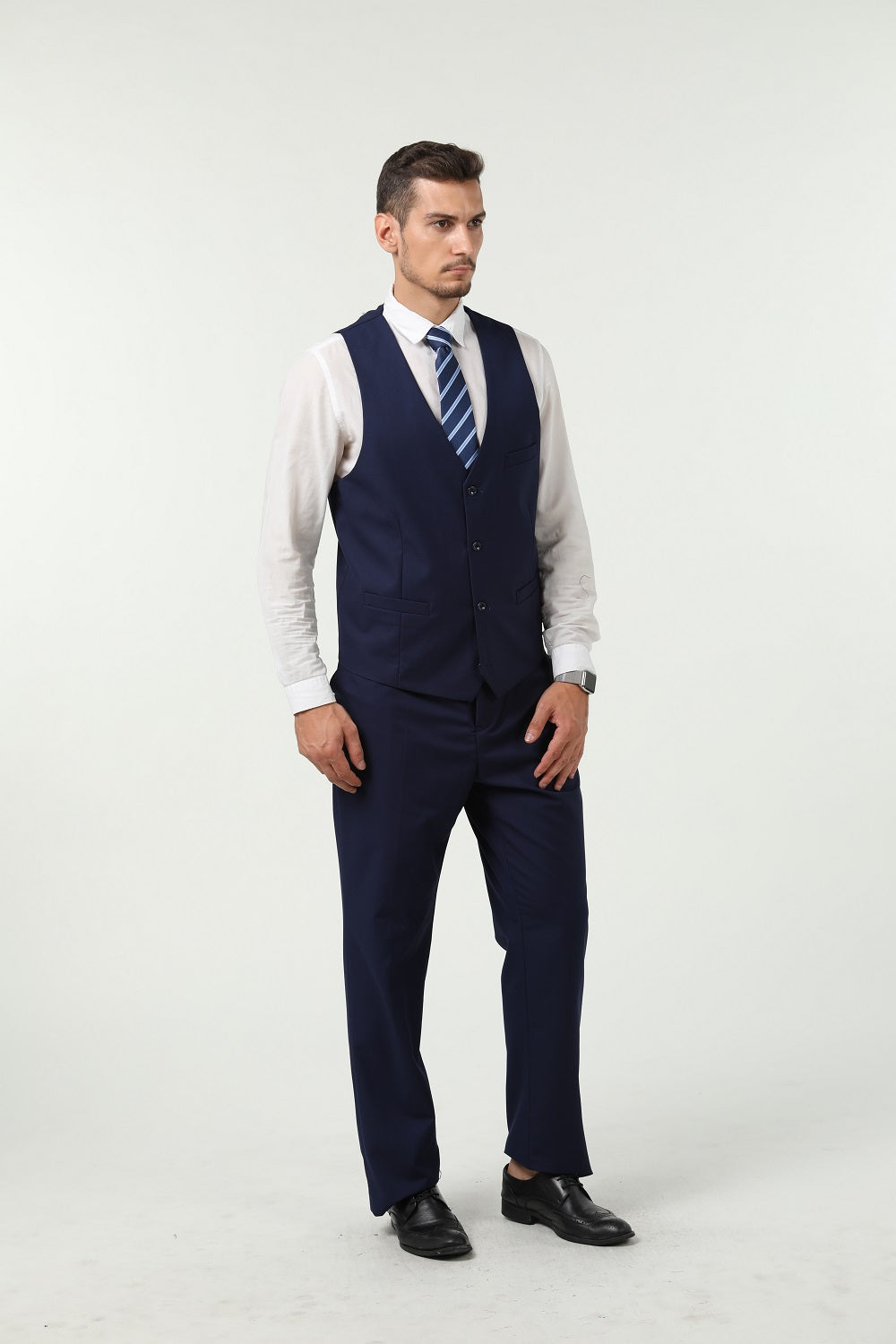 ly1303 Two Button 3 Pieces Slim Fit Men Suits (MORE COLORS+)