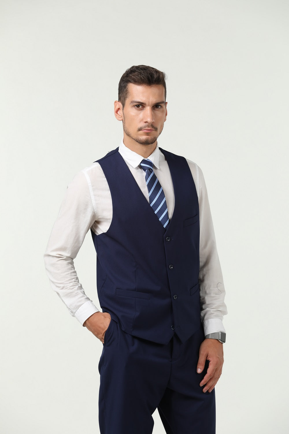 ly1303 Two Button 3 Pieces Slim Fit Men Suits (MORE COLORS+)