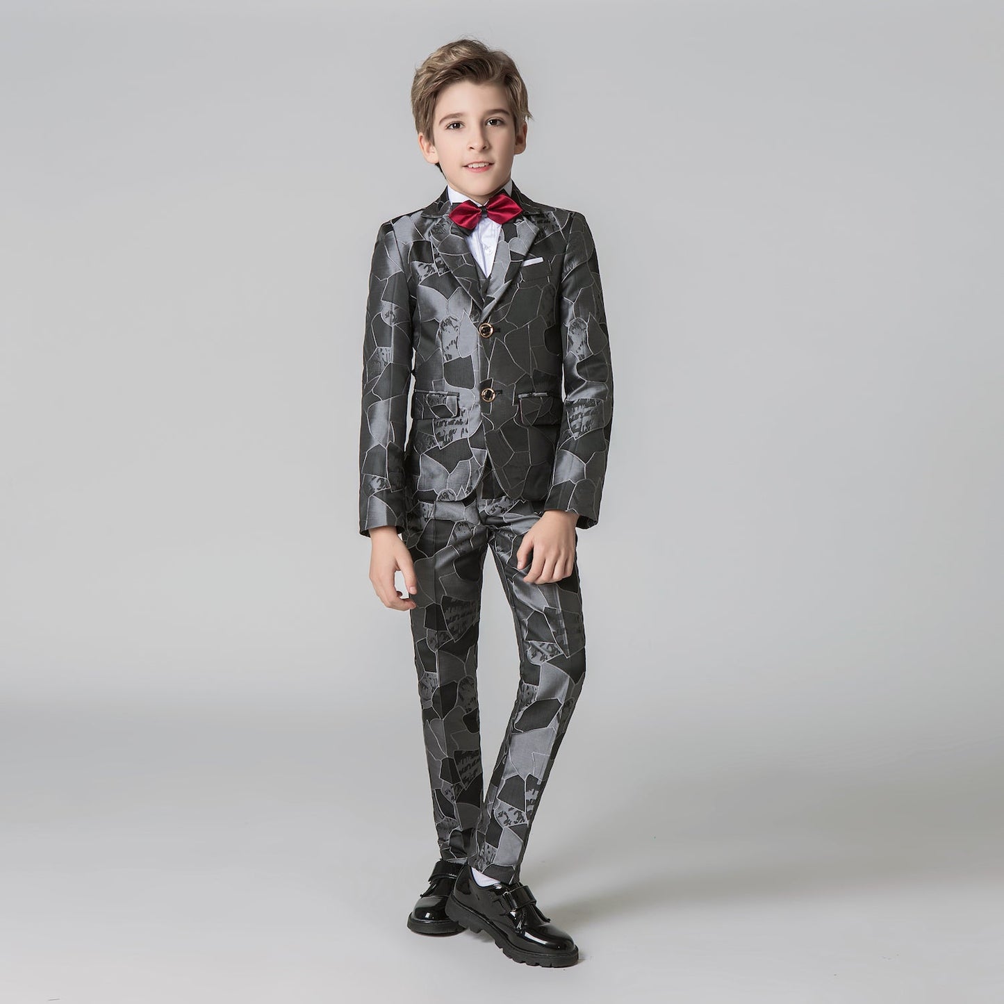 ly1219 Unique Design Slim Fit Modern 5 Piece Boys Suits