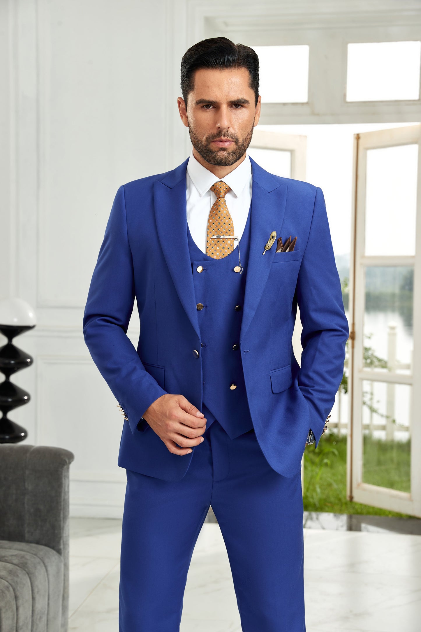 ly1081 Fashion Royal Blue Business 3 Pieces Men Suits