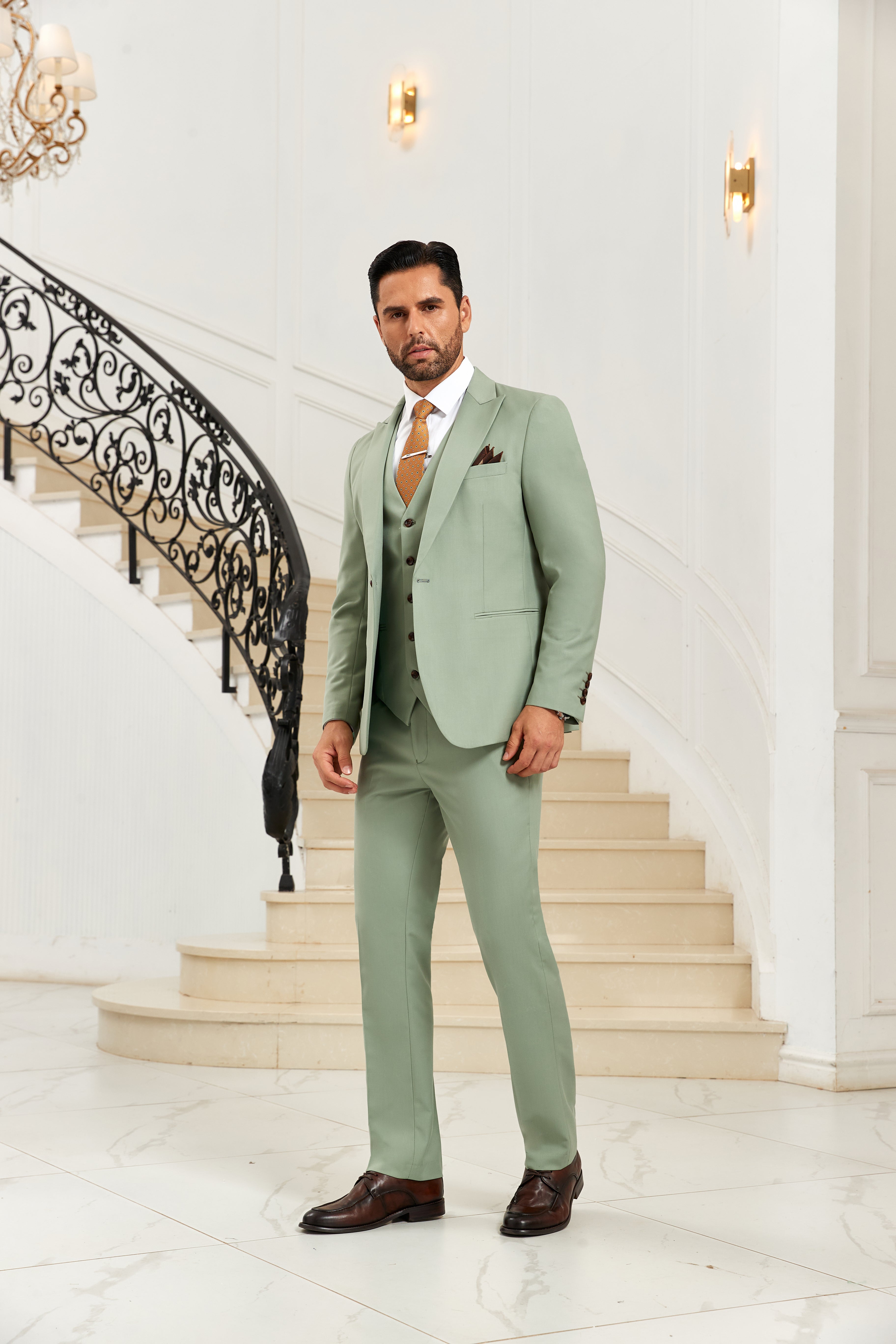 Designer Style Unique Design Modern 3 Pieces Men Suits – Lynerun