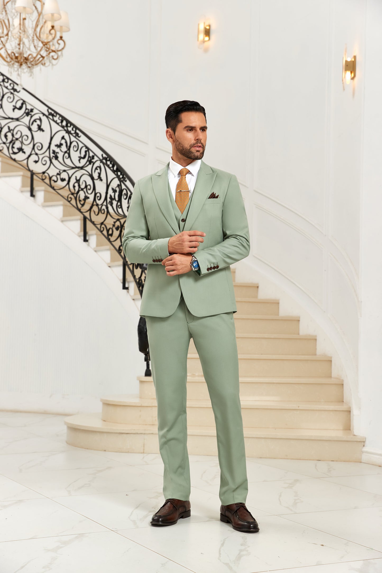 ly1044 Designer Style Green Wedding 3 Pieces Men Suits